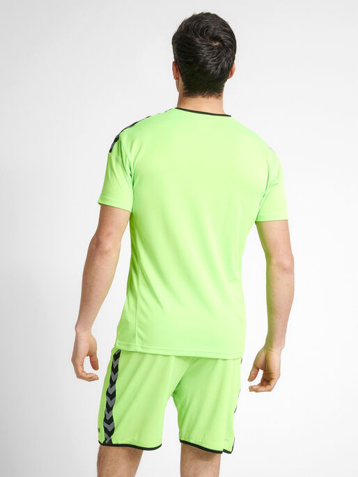 hmlAUTHENTIC POLY JERSEY S/S, GREEN GECKO, model