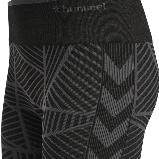 hmlMT ENERGY SEAMLESS MW SHORTS, BLACK/ASPHALT MELANGE hmlMT ENERGY SEAMLESS MW SHORTS, BLACK/ASPHALT MELANGE, packshot