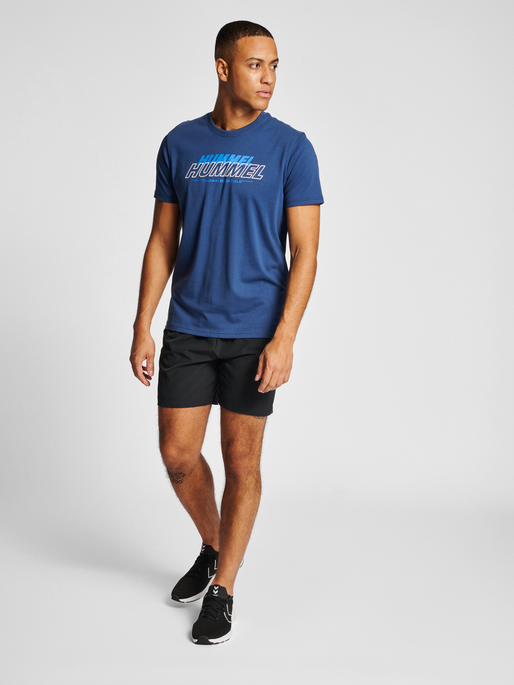 hmlTE JEFF COTTON T-SHIRT, 7954, model