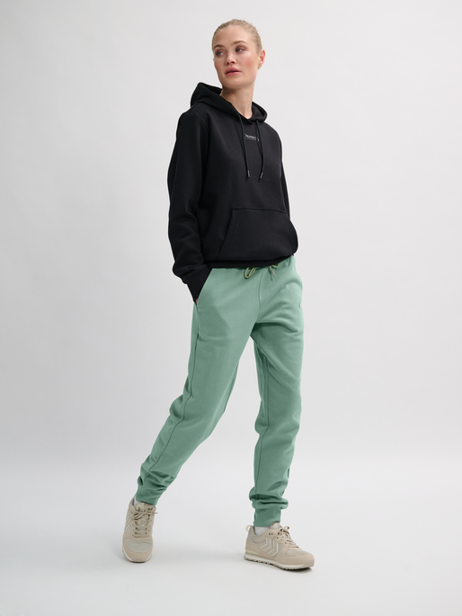 hmlPAOLA REGULAR PANTS, CHINOIS GREEN, model