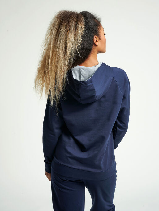HMLGO COTTON LOGO HOODIE WOMAN, MARINE, model