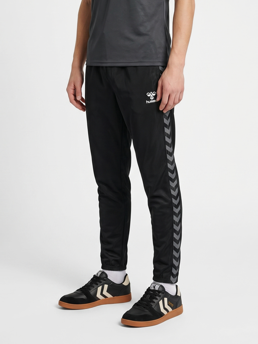 hmlAUTHENTIC MICRO PANTS, BLACK, model