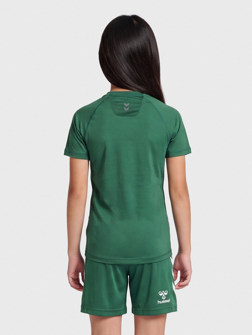HUMMEL FIRST PERFORMANCE KIDS JERSEY S/S, EVERGREEN, model