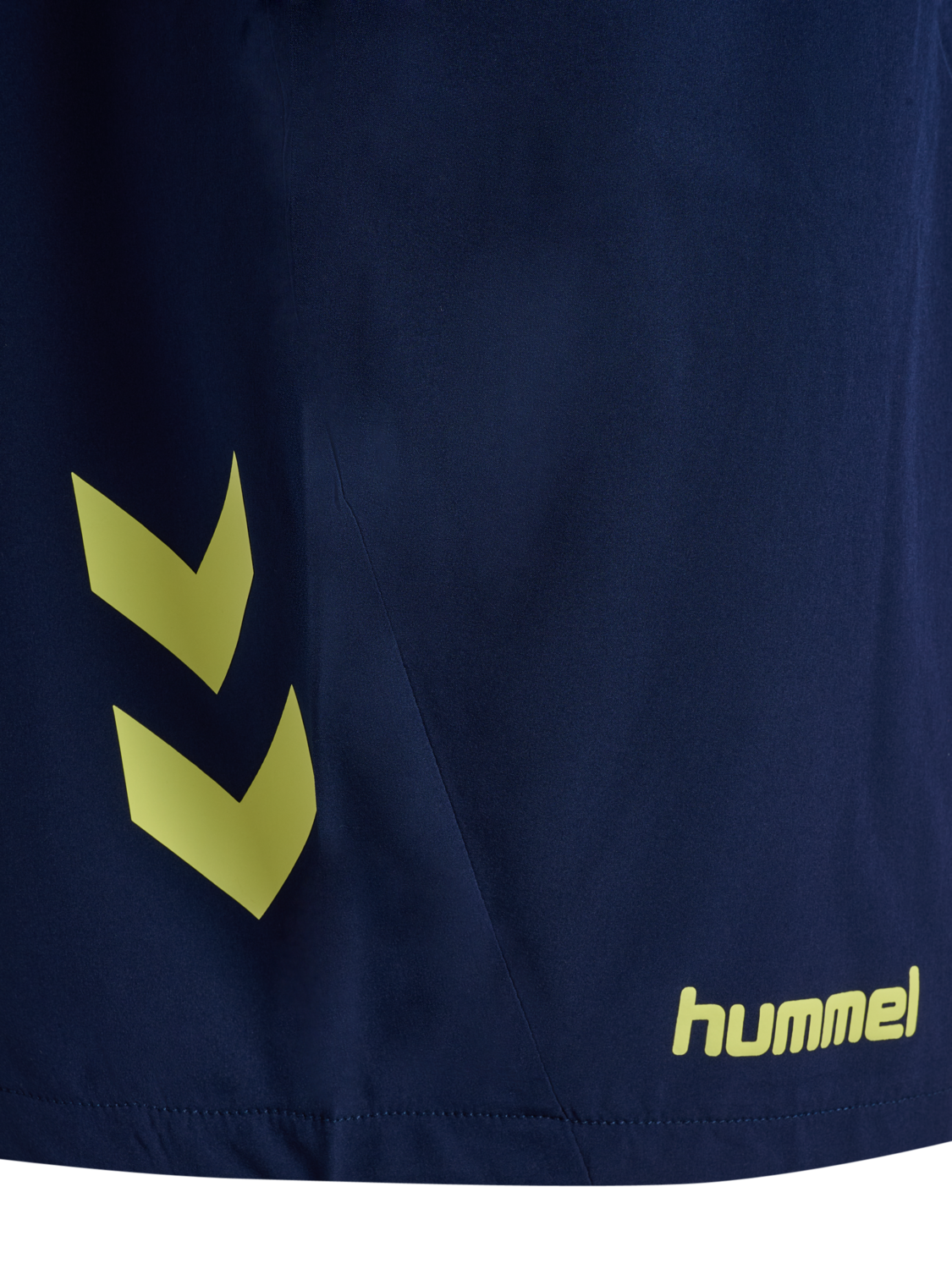 hmlBLAZE 2.0 TRAINING SHORTS, MARINE/SHADOW LIME, packshot