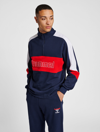 hmlIC CLAUDE HALF ZIP SWEATSHIRT, PEACOAT, model