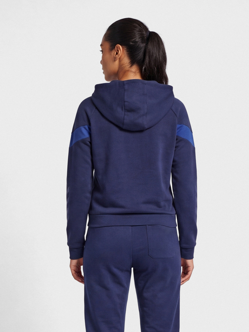hmlTRAVEL SWEAT HOODIE WOMAN, MARINE, model