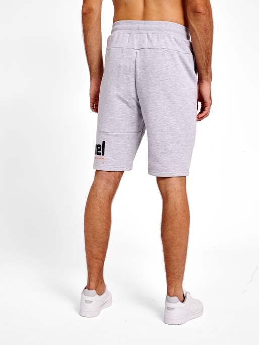 hmlLGC MANFRED SHORTS, 2010, model