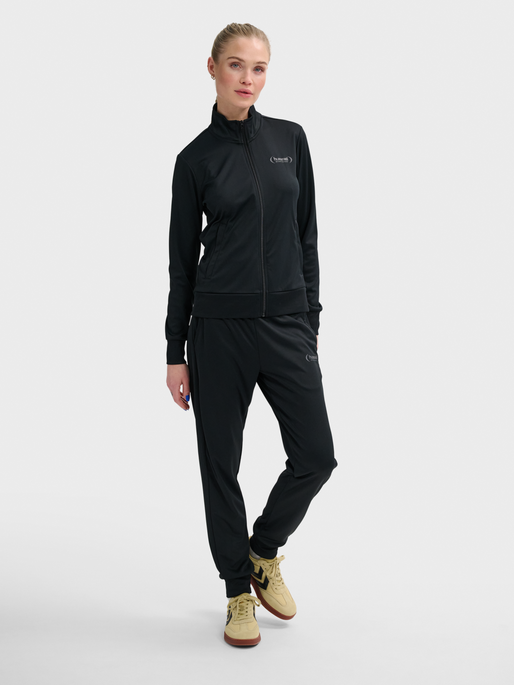 hmlPAOLA POLY  TRACKSUIT SET, BLACK, model