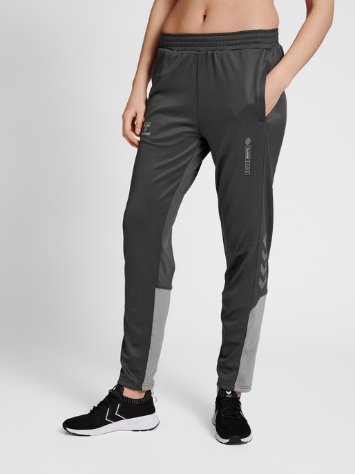 hmlGG12 ACTION TRAINING PANTS WOMAN, FORGED IRON, model