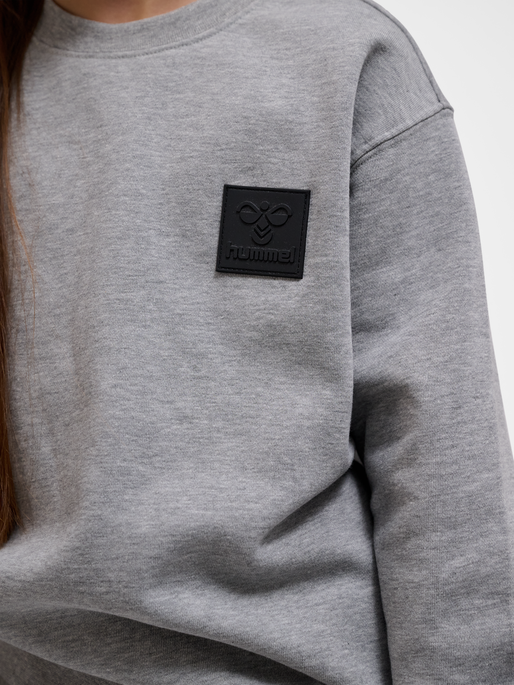 hmlCLEAN SWEATSHIRT, 2006, model
