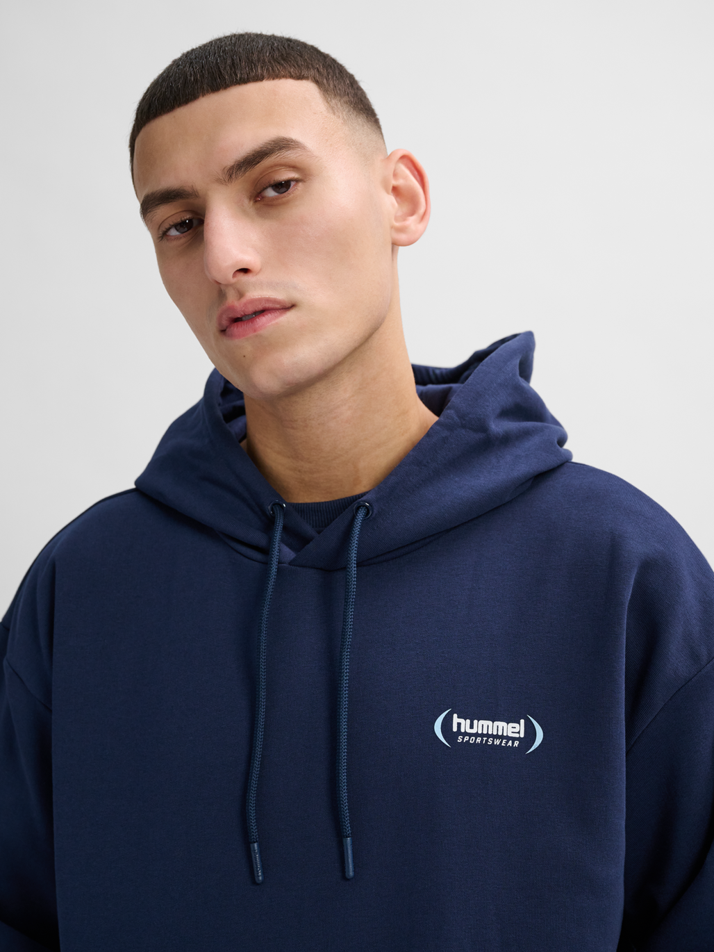 hummel FELIX LOOSE HOODIE DRESS BLUES hummel