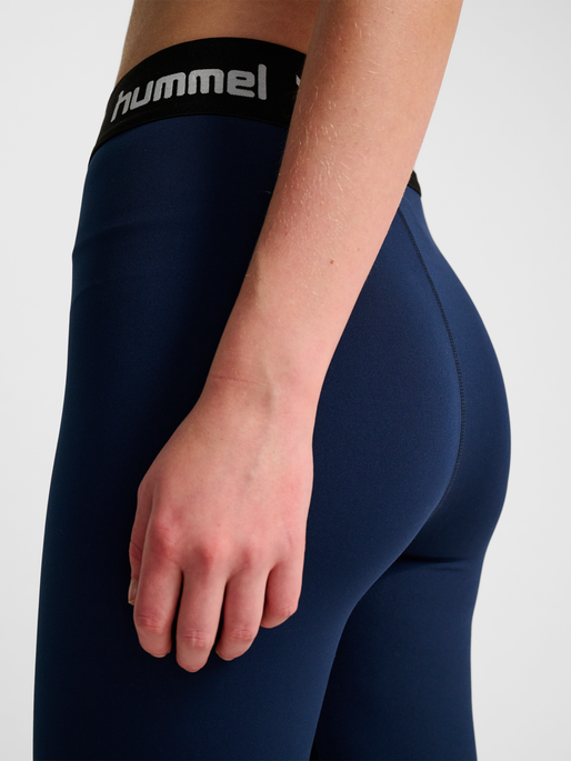 hmlPULSE MID WAIST TIGHTS, DRESS BLUES, model