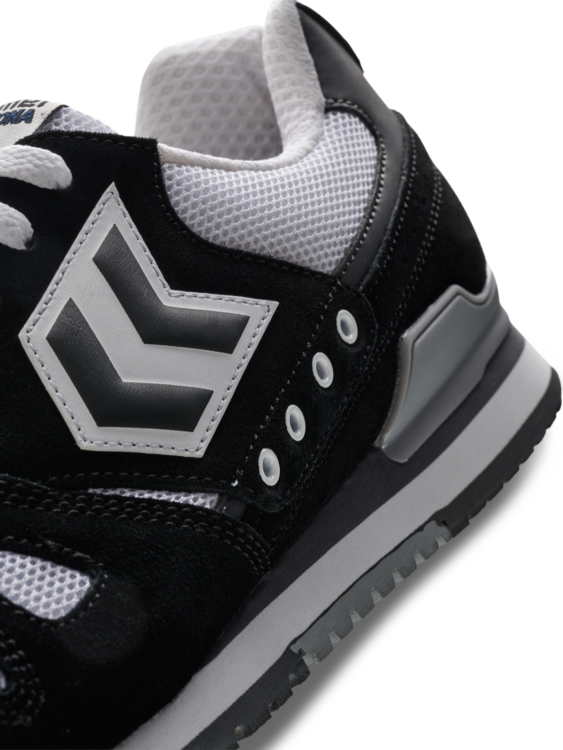 MARATHONA SUEDE, BLACK/WHITE, packshot