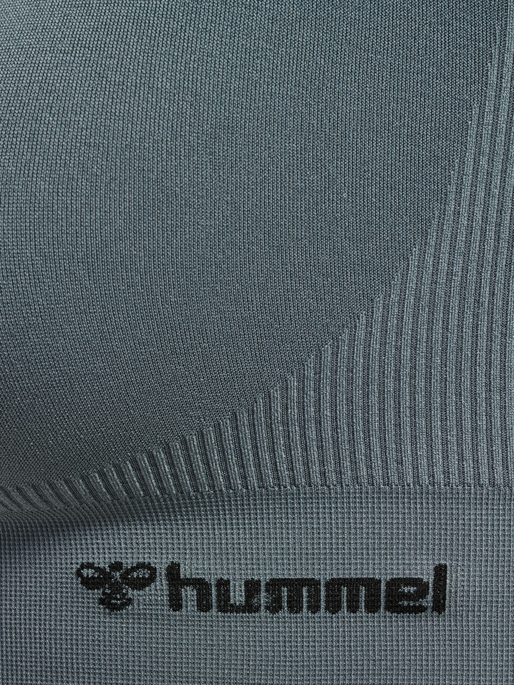hmlTIF SEAMLESS SPORTS TOP, BALSAM GREEN, packshot