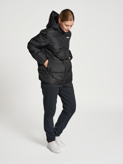 NICOLA PUFF JACKET - BLACK | hummel.dk