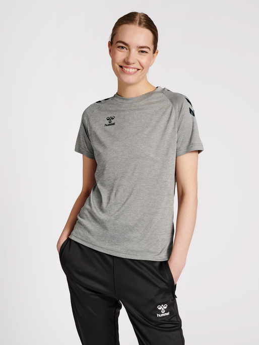 hmlCORE XK CORE POLY TEE  S/S WOMAN, GREY MELANGE, model