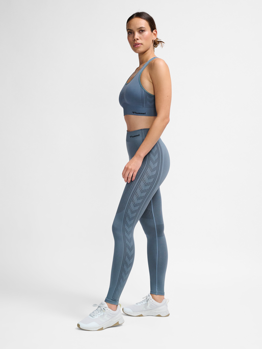 hmlMT SHAPING SEAMLESS MW TIGHTS, STORMY WEATHER, model