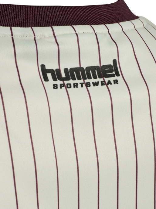 hmlLOOSE JERSEY SS STRIPE TOPSCORER, TOFU hmlLOOSE JERSEY SS STRIPE TOPSCORER, TOFU, packshot