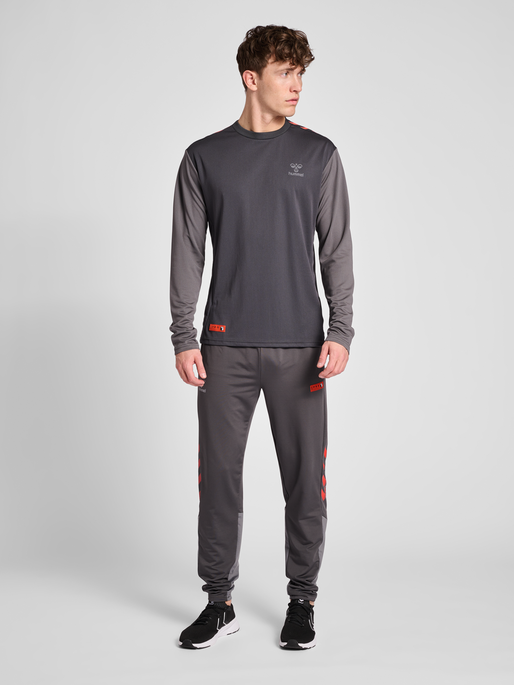 hmlPRO GRID GK SWEATPANTS, 2166, model