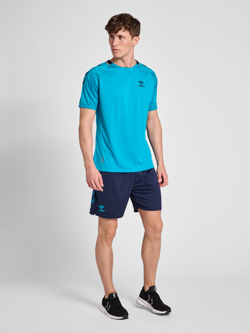 hmlONGRID POLY SHORTS, MARINE, model