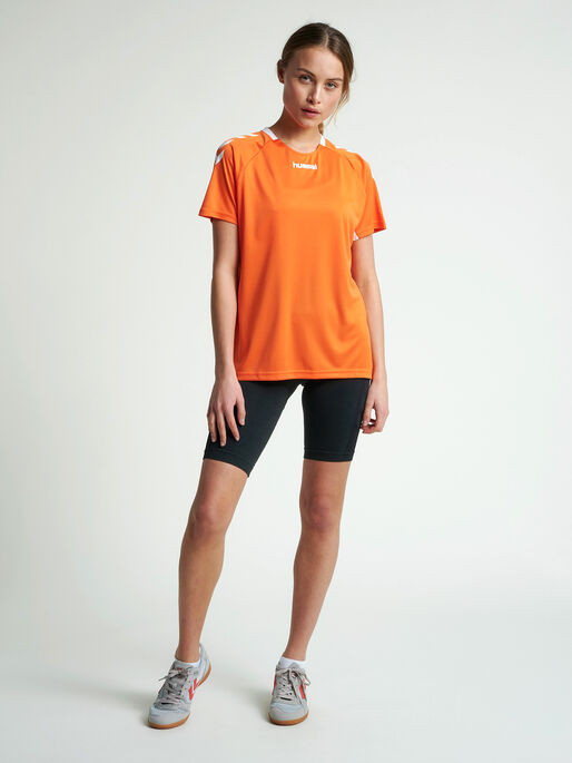 CORE TEAM JERSEY WOMAN S/S, TANGERINE, model