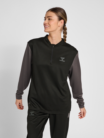 hmlONGRID 1/2 ZIP POLY SWEAT WO, JET BLACK, model