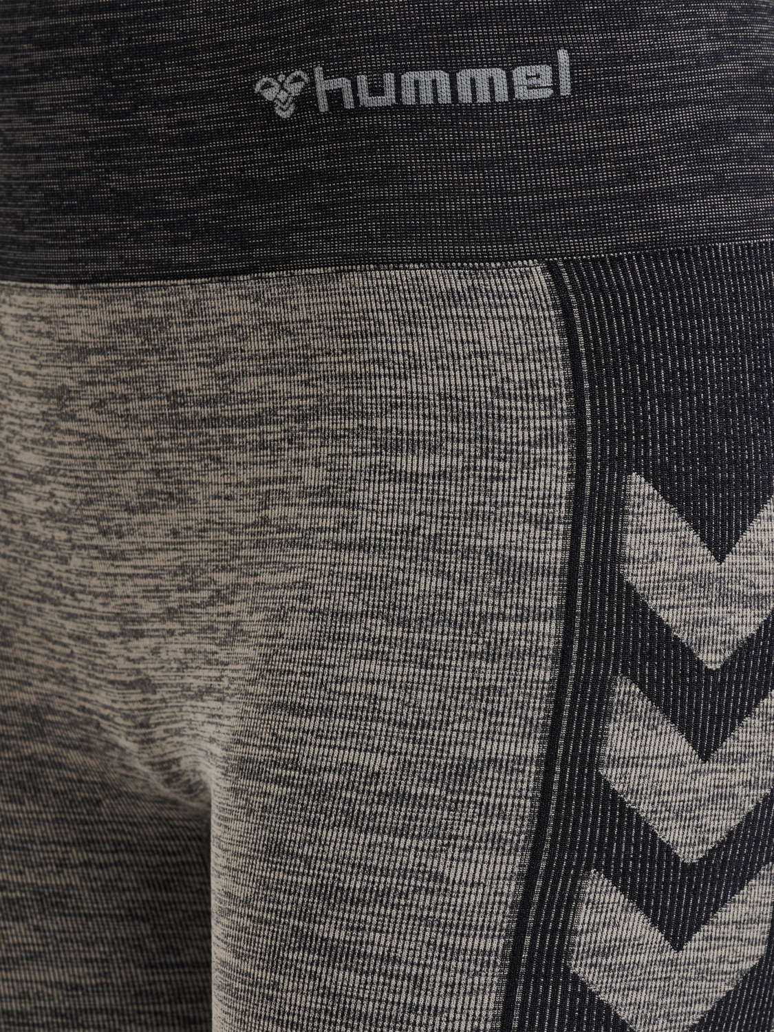hmlCLEA SEAMLESS CYCLING SHORTS, CHATEAU GRAY/BLACK MELANGE, packshot