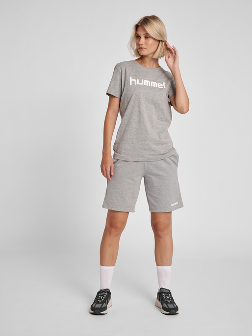 HUMMEL GO COTTON BERMUDA SHORTS WOMAN, GREY MELANGE, model