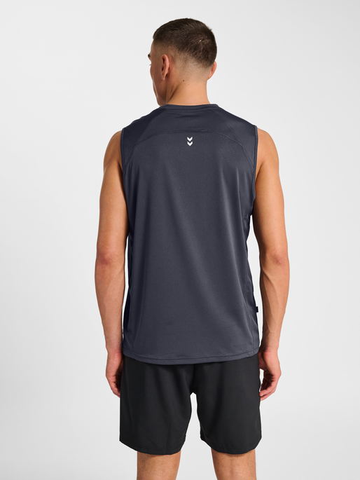 hmlPULSE WORKOUT TANK TOP, EBONY hmlPULSE WORKOUT TANK TOP, EBONY, model