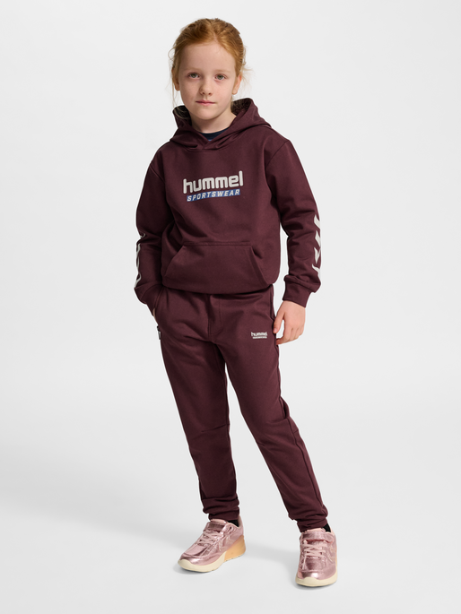 hmlJR REGULAR ADJ WAIST PANTS, VINEYARD WINE, model
