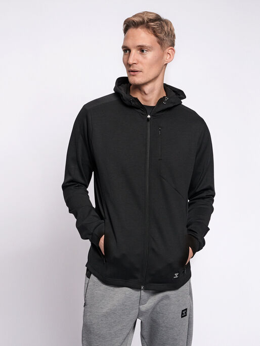 hmlTROPPER ZIP HOODIE, BLACK, model