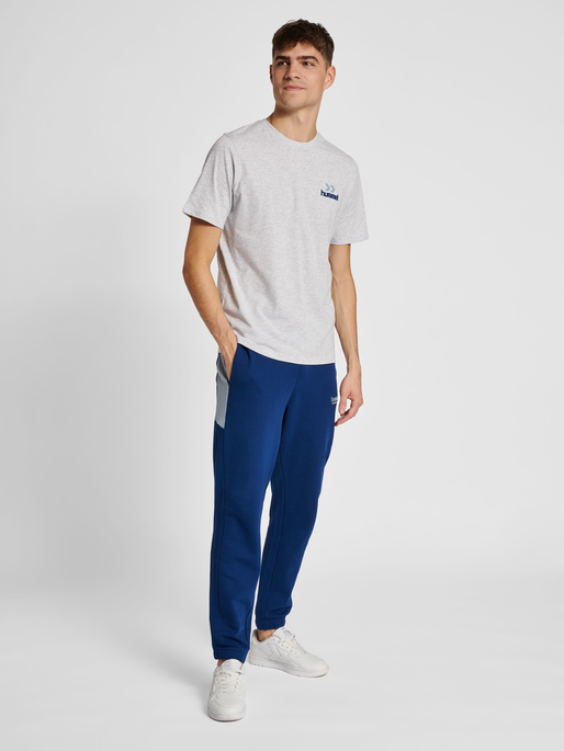 hmlLGC ROWAN T-SHIRT, 2926, model