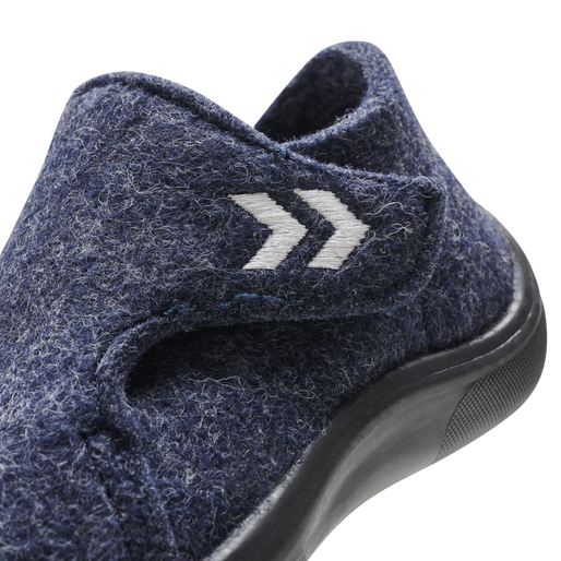 WOOL SLIPPER INFANT  , BLACK IRIS, packshot