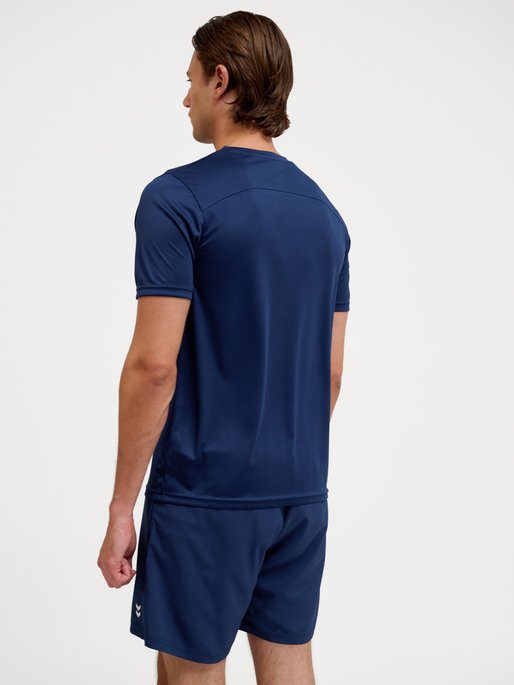 hmlPULSE TRAINING  T-SHIRT S/S, DRESS BLUES, model