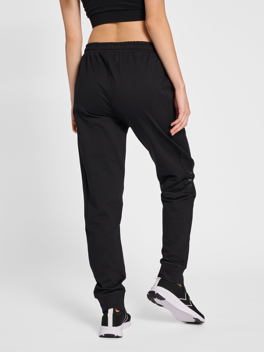 hmlOFFGRID COTTON PANTS WO, JET BLACK, model