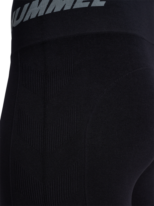 hmlTE PACE SEAMLESS HW TIGHTS PLUS, BLACK hmlTE PACE SEAMLESS HW TIGHTS PLUS, BLACK, packshot