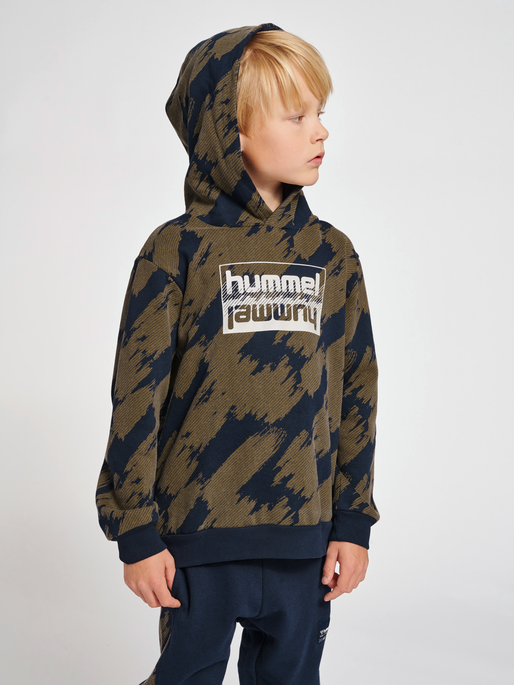 hmlZION HOODIE, 1009, model