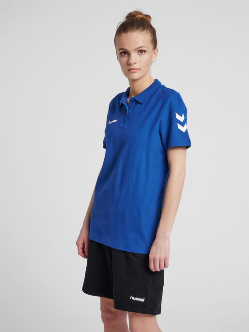 HUMMEL GO COTTON POLO WOMAN, TRUE BLUE, model