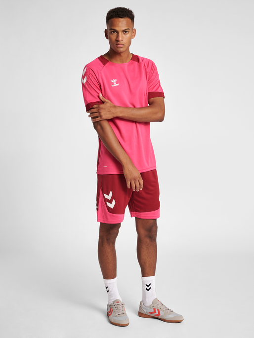 hmlLEAD S/S POLY JERSEY, RASPBERRY SORBET, model