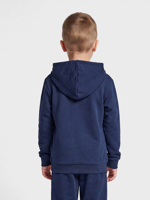 hmlJR BASE HOODIE, DRESS BLUES, model