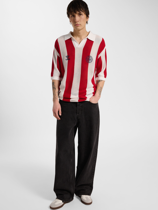 DBU 26 FAN KNIT PULLOVER, WHITE/TANGO RED, model