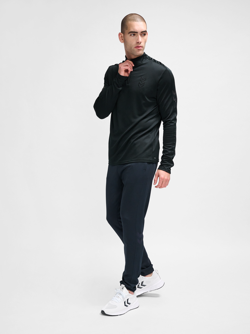 hmlACTIVE PL HALF ZIP, BLACK, model