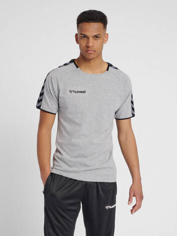 hmlAUTHENTIC TRAINING TEE, GREY MELANGE, model