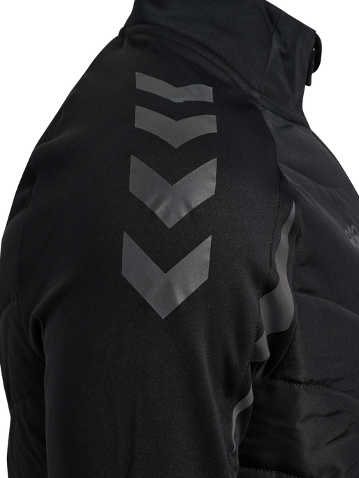 hmlBTC WINTER TRAINING JACKET, BLACK hmlBTC WINTER TRAINING JACKET, BLACK, packshot