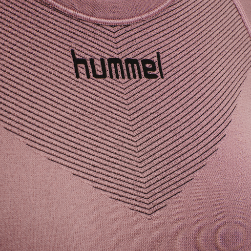 HUMMEL FIRST SEAMLESS JERSEY S/S WOMAN, DUSTY ROSE HUMMEL FIRST SEAMLESS JERSEY S/S WOMAN, DUSTY ROSE, packshot