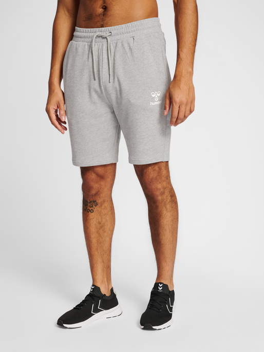 hmlICONS REGULAR SHORTS, GREY MELANGE, model