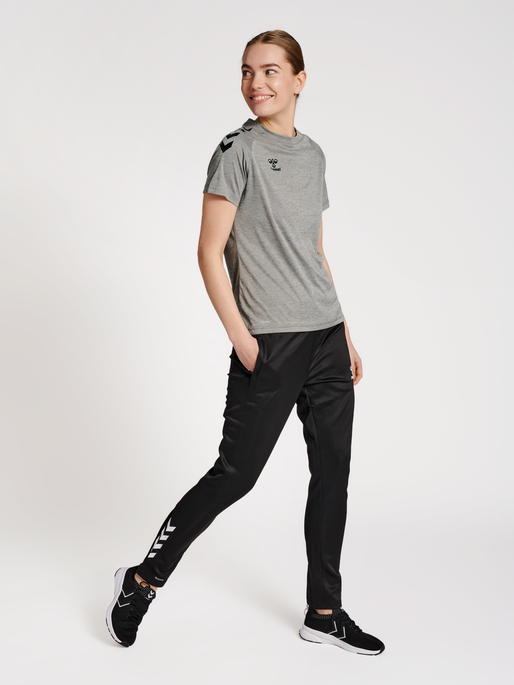 hmlCORE XK CORE POLY T-SHIRT S/S WOMAN, GREY MELANGE, model