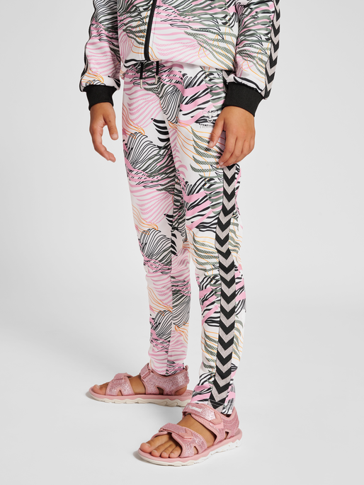 hmlALICIA PANTS, 2001, model