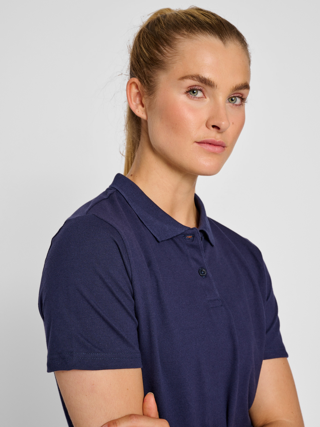 hmlRED STRETCH POLO WOMAN, MARINE, model