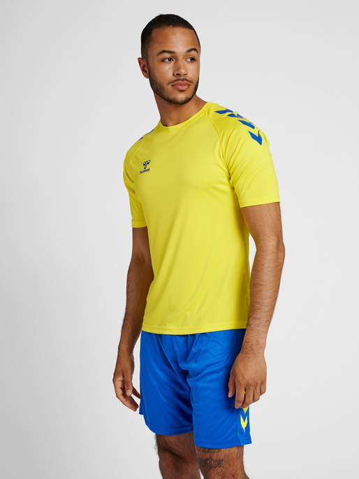 hmlCORE XK CORE POLY T-SHIRT S/S, BLAZING YELLOW/TRUE BLUE, model
